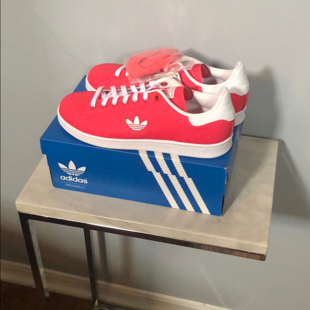 Men's Adidas Stan Smith Size 7. NWTS